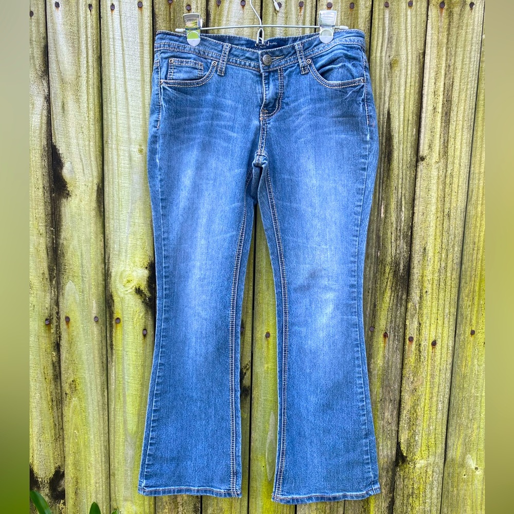Earl Jeans, woman’s size 9, boot cut
